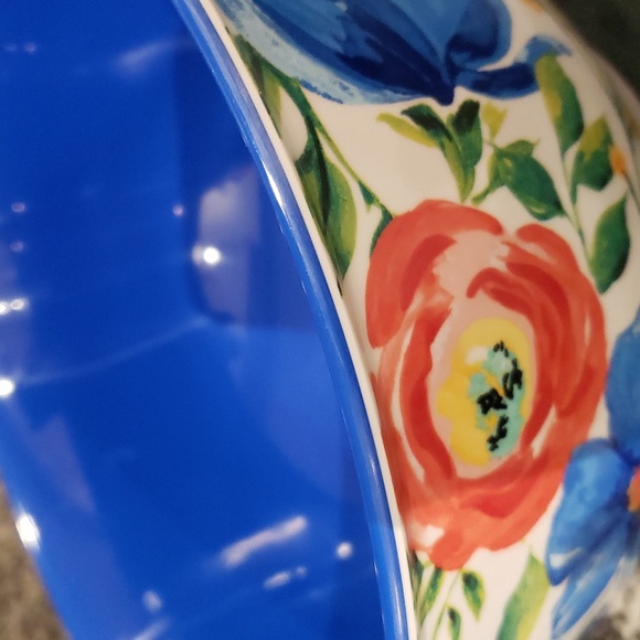 Set of 3 Pioneer Woman Nesting Bowls and Lids - Picture 4 of 5